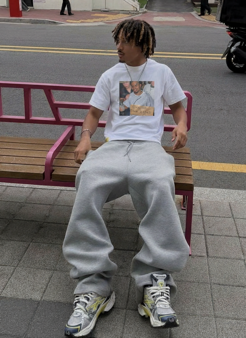 SICK OF THESES B*TCHES GRAPHIC T-SHIRT