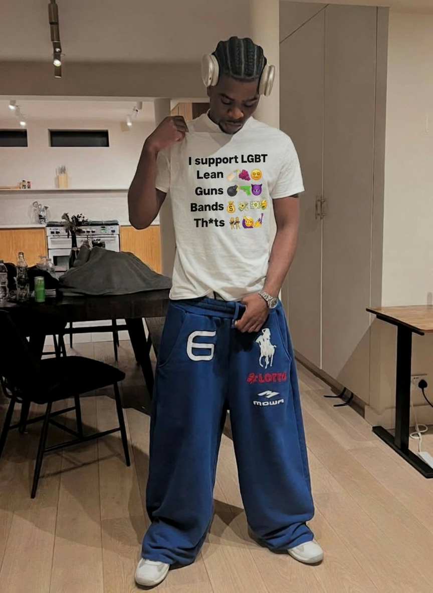 Upload your own design - personalized T-Shirt