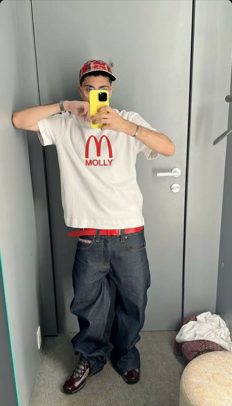 Upload your own design - personalized T-Shirt